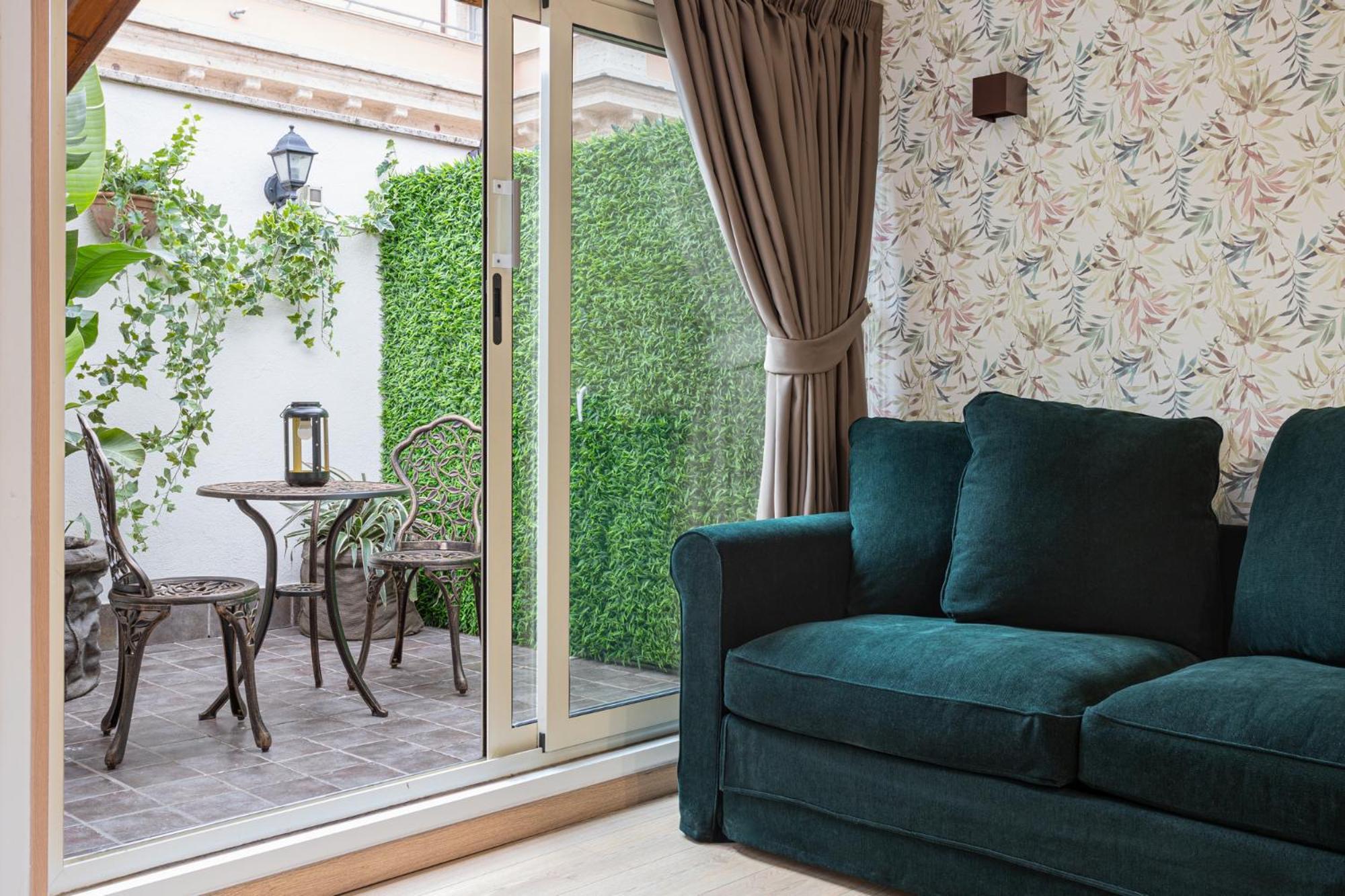 Vatican Vittoria Suites - Vatican Museums Рим Екстер'єр фото